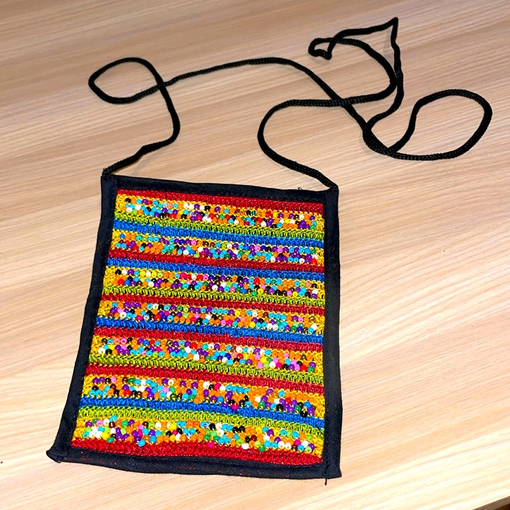 L'artisan du Liban Hand Crafted Beaded Pouch Purse NWOT